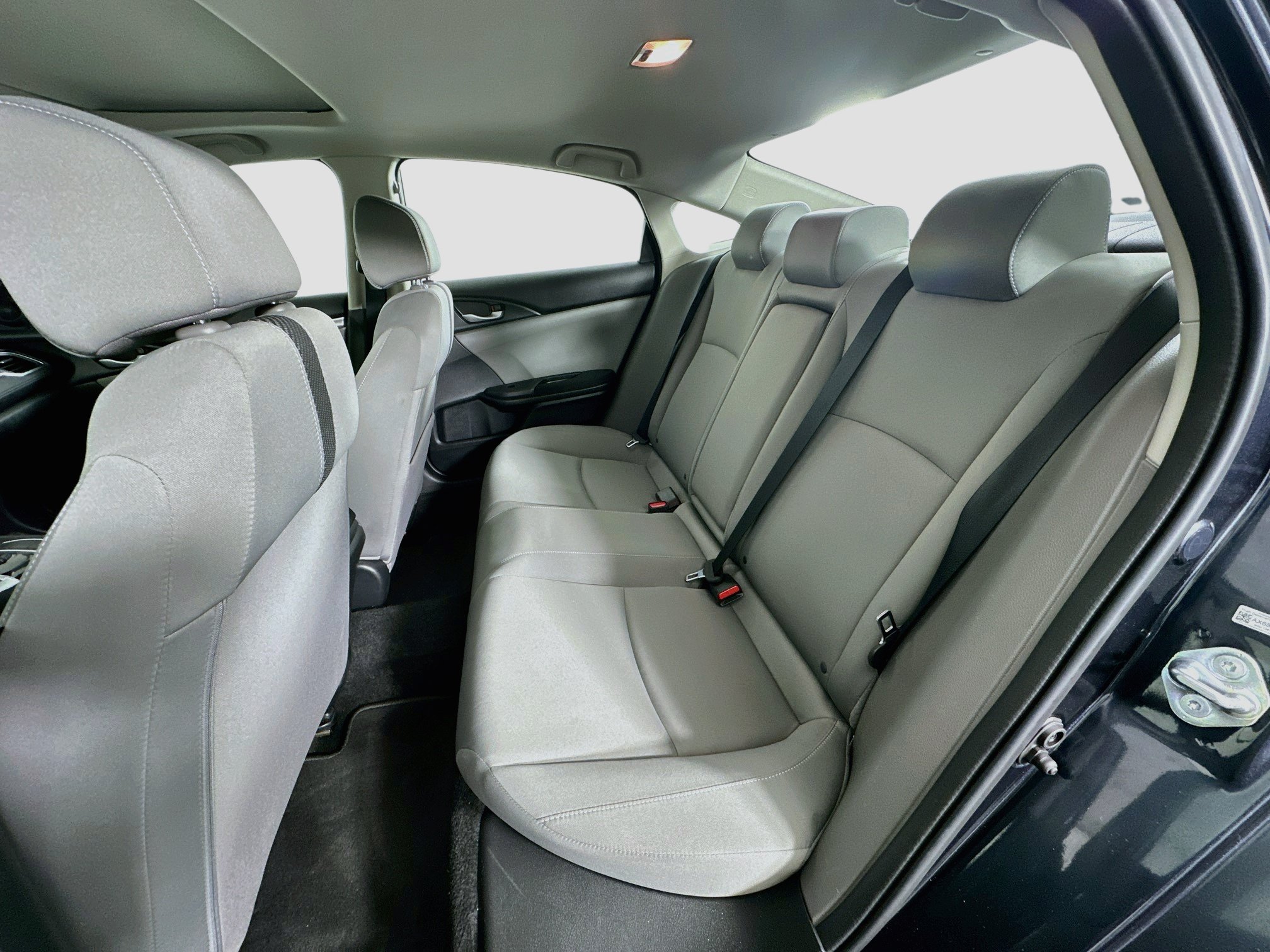 Used 2018 Honda Civic EX image 27