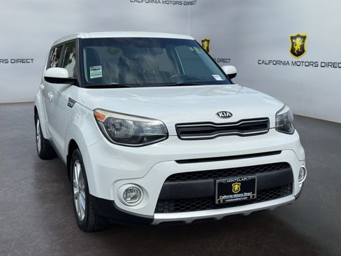 Used 2017 Kia Soul + w/ Audio Package FWD image 7