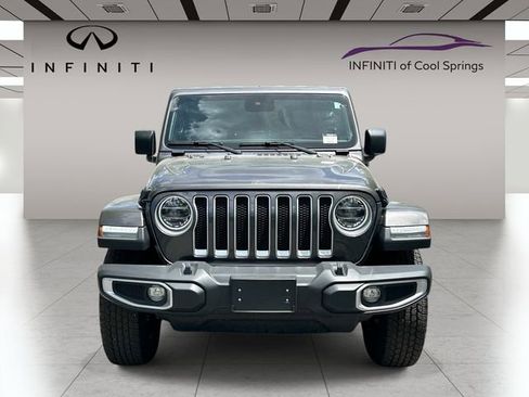 Used 2022 Jeep Wrangler Unlimited Sahara w/ Dual Top Group AWD/4WD image 2