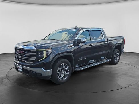 Used 2023 GMC Sierra 1500 SLT w/ SLT Premium Package AWD/4WD image 5