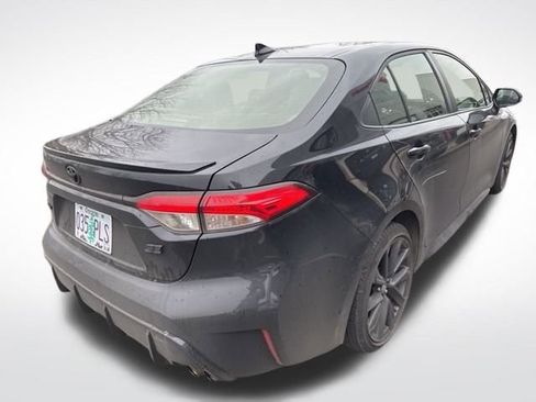 Used 2023 Toyota Corolla SE image 6