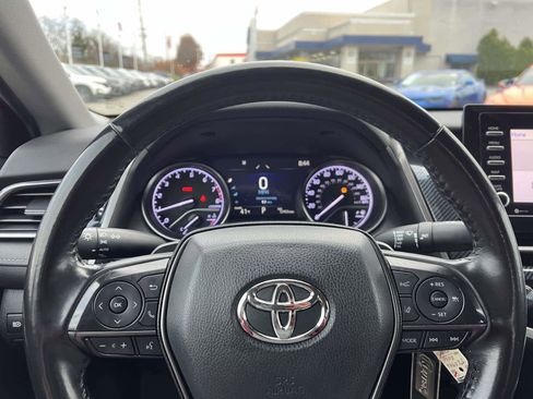 Used 2021 Toyota Camry SE image 26