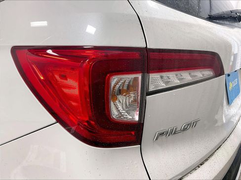 Used 2021 Honda Pilot Black Edition image 35