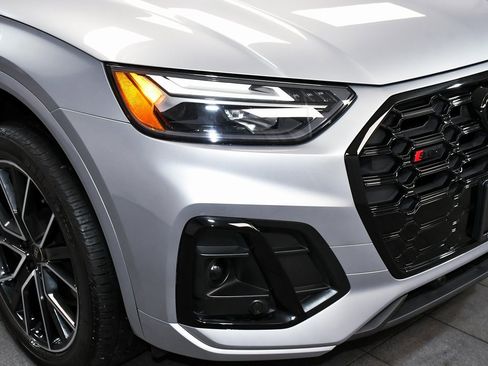 Used 2023 Audi SQ5 Premium Plus w/ Premium Plus Package image 85