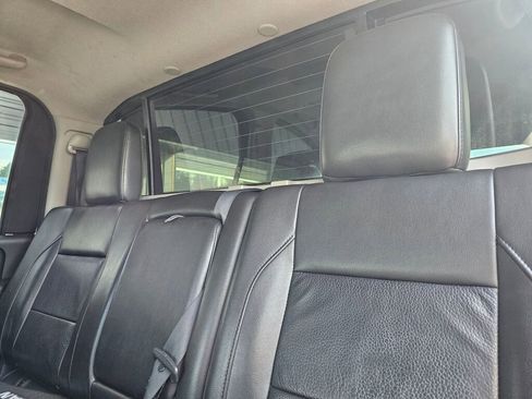Used 2012 Nissan Titan SL image 18