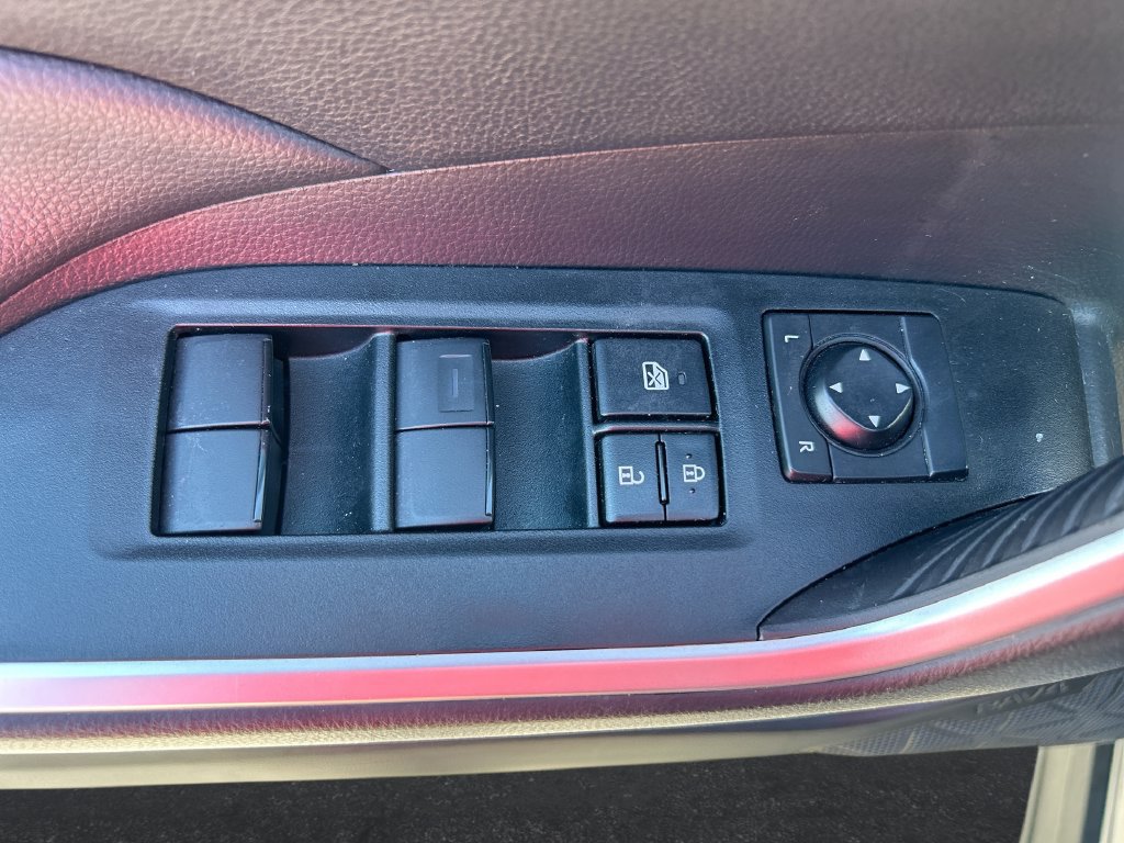 Certified 2024 Toyota RAV4 LE FWD image 12