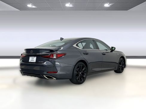 Certified 2022 Lexus ES 350 F Sport w/ Accessory Package FWD image 9
