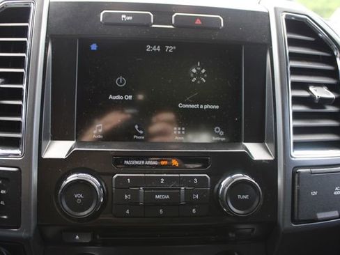 Used 2016 Ford F150 XLT w/ Equipment Group 301A Mid AWD/4WD image 13