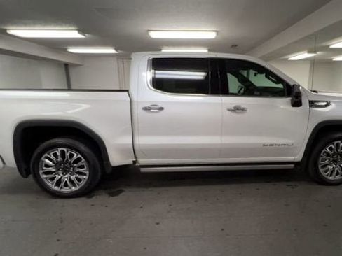 Certified 2025 GMC Sierra 1500 Denali Ultimate AWD/4WD image 9