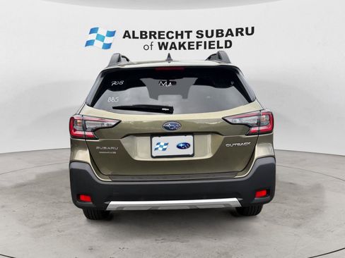 New 2025 Subaru Outback Limited image 4