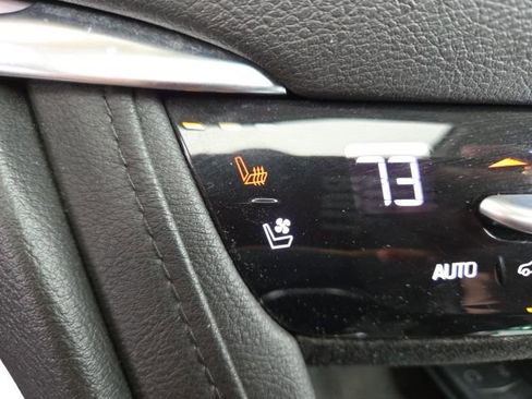 Used 2017 Cadillac XT5 Premium Luxury image 62