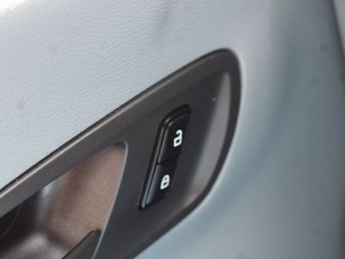 Used 2019 Ford Transit 150 148 Medium Roof image 20