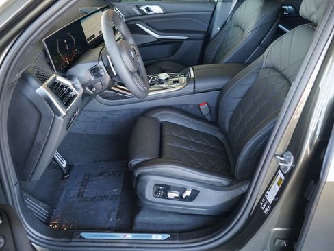 New 2026 BMW X7 xDrive40i w/ M Sport Package image 11
