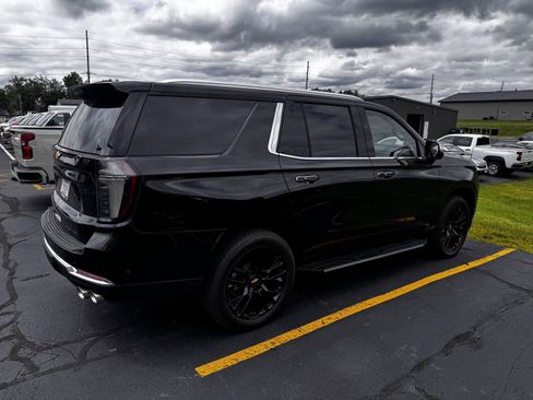 Used 2026 Chevrolet Tahoe Premier AWD/4WD image 4