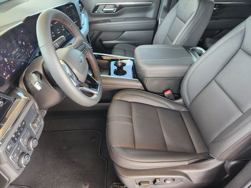 New 2026 Chevrolet Suburban RST w/ RST Capability Package image 10