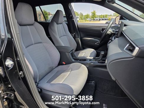 Used 2024 Toyota Corolla Cross AWD Hybrid image 15