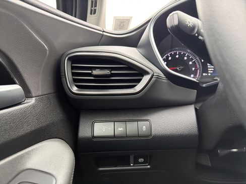 Used 2023 Hyundai Santa Fe SE w/ Cargo Package image 23