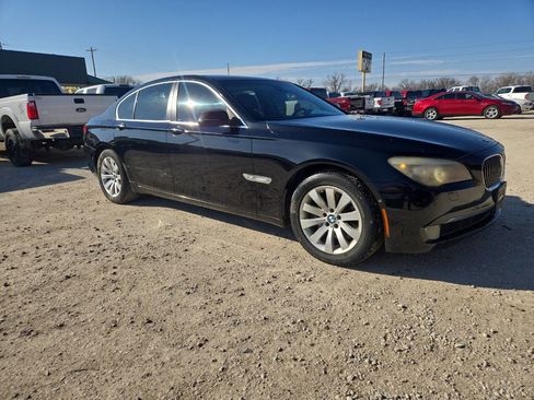 Used 2010 BMW 750i xDrive image 1