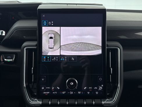 Used 2025 GMC Yukon Elevation w/ LPO, Get Active Package image 16