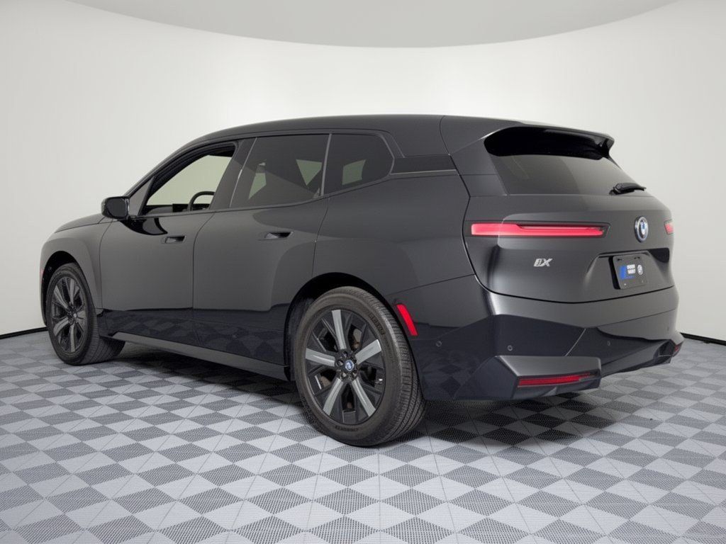 Certified 2024 BMW iX xDrive50 w/ Premium Package AWD/4WD image 3