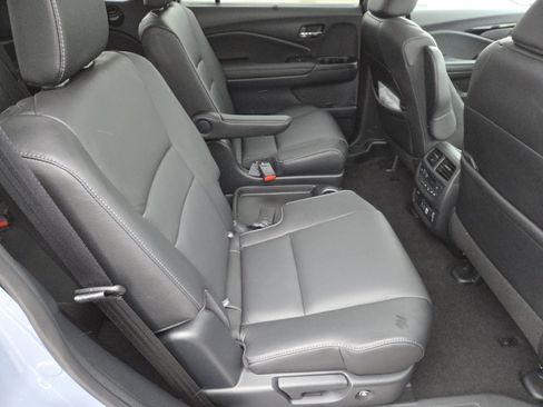 Used 2022 Honda Pilot Touring image 22