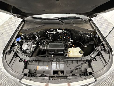 Used 2022 Ford Explorer XLT w/ Equipment Group 202A image 29