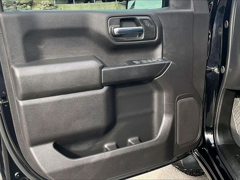 Used 2024 Chevrolet Silverado 1500 Custom Trail Boss AWD/4WD image 24