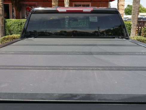 Used 2023 Chevrolet Silverado 1500 Custom AWD/4WD image 8