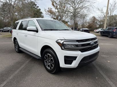 Used 2024 Ford Expedition XLT