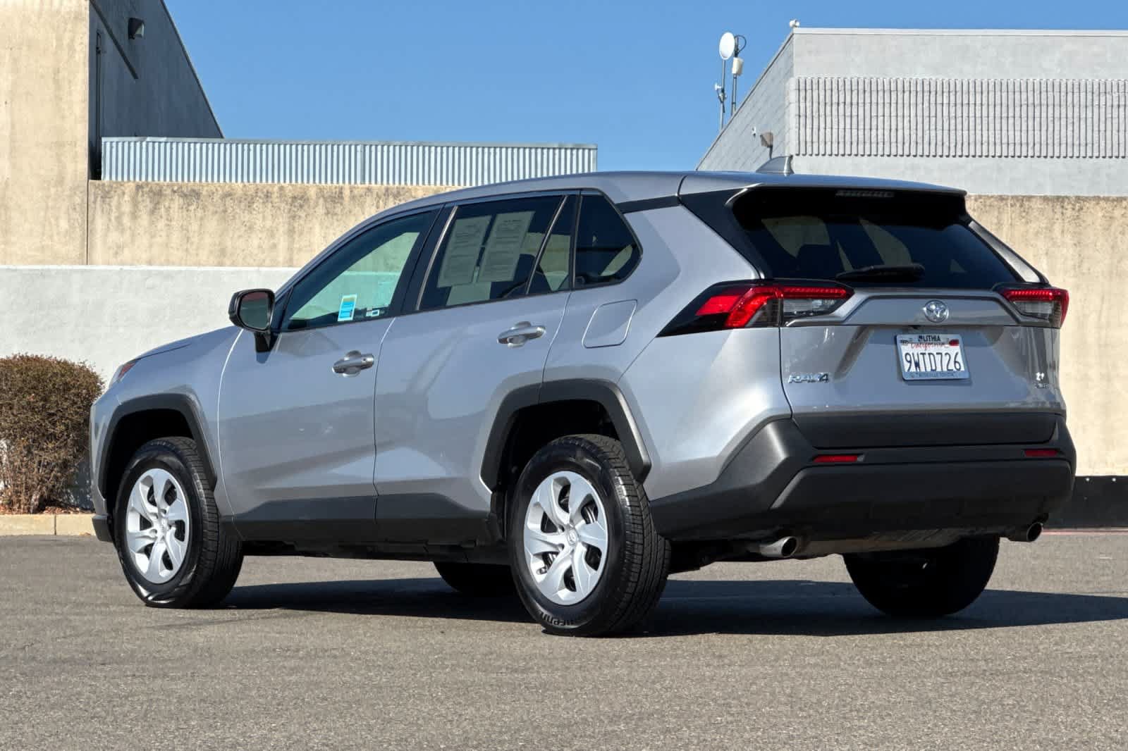 Certified 2024 Toyota RAV4 LE AWD/4WD image 7
