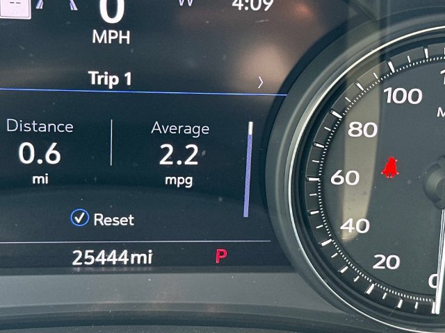 Certified 2024 Cadillac XT6 Premium Luxury w/ Technology Package FWD image 25