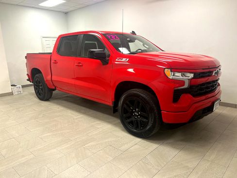 Used 2022 Chevrolet Silverado 1500 RST image 3