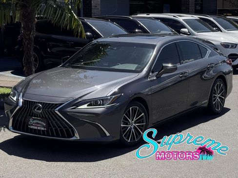Used 2022 Lexus ES 300h w/ Premium Package FWD image 1