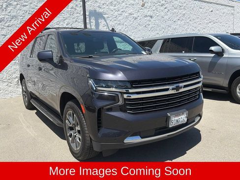 Used 2023 Chevrolet Suburban LT RWD image 1