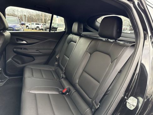 Used 2024 Buick Envista Sport Touring image 21