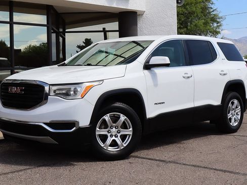 Used 2019 GMC Acadia SLE FWD image 2