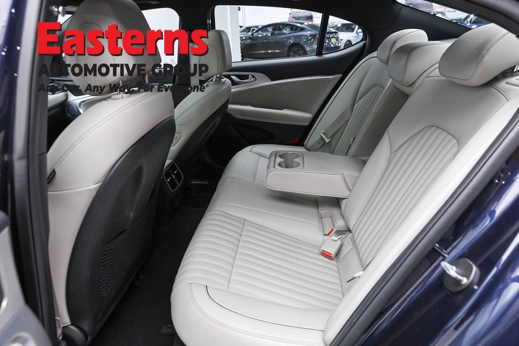 Used 2023 Genesis G70 2.0T w/ Sport Prestige Package AWD/4WD image 23