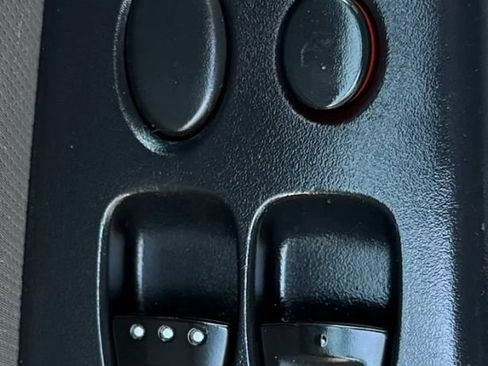 Used 2010 Honda Civic DX-VP image 18