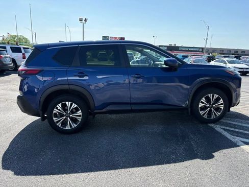 Used 2023 Nissan Rogue SV AWD/4WD image 6