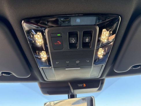 New 2026 Mitsubishi Outlander SEL image 46