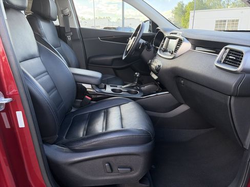 Used 2017 Kia Sorento EX w/ EX Premium Package FWD image 31