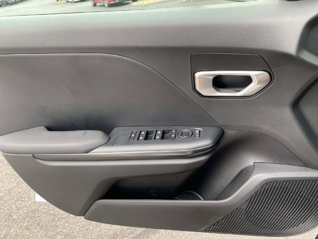New 2026 Kia K4 FWD image 14