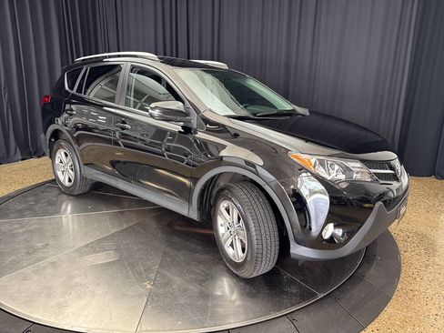 Used 2015 Toyota RAV4 XLE image 11