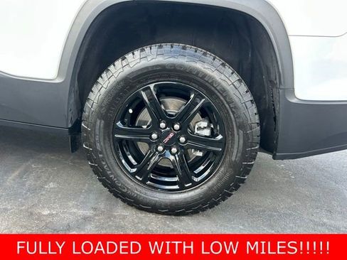 Used 2023 GMC Acadia AT4 w/ Technology Package image 10