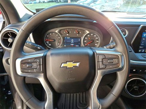 Used 2021 Chevrolet Blazer LT image 19