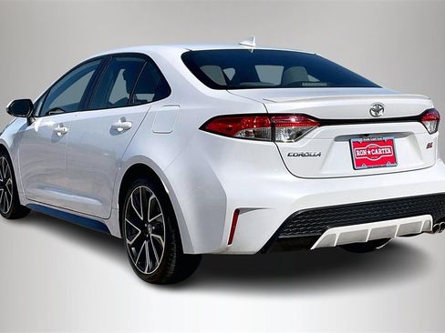 Used 2022 Toyota Corolla SE image 4