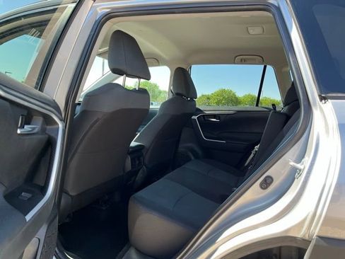 Used 2025 Toyota RAV4 XLE image 13