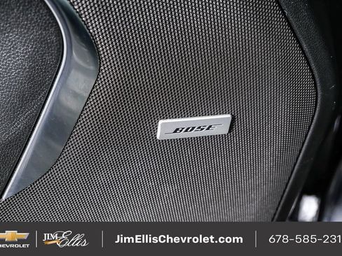 Used 2025 Chevrolet Suburban RST w/ Comfort Package image 8