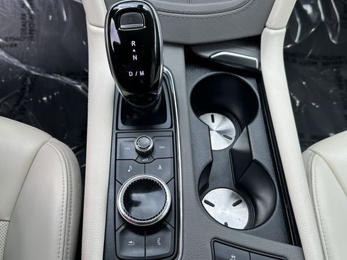 Used 2021 Cadillac XT6 Premium Luxury image 31