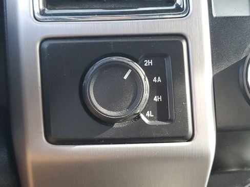 Used 2019 Ford F150 Platinum image 23